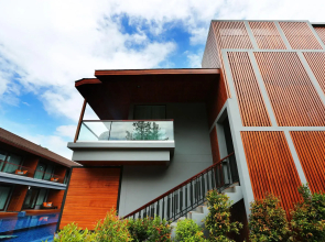 Akira Lipe Resort