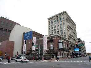 Courtyard by Marriott Boston Downtown