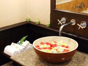 Sarita Chalet & Spa Hotel