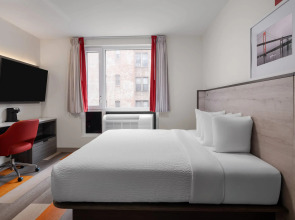 Ramada By Wyndham Brooklyn Near Flatbush