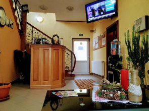 Venesis House