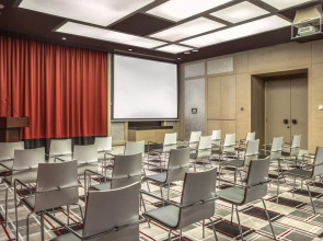 Capital Centre Arjaan by Rotana