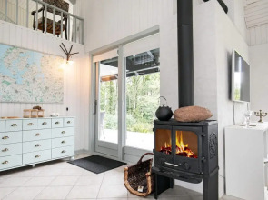 6 Person Holiday Home in Roslev