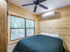Rondout Valley Camping Resort Deluxe Park Model 13