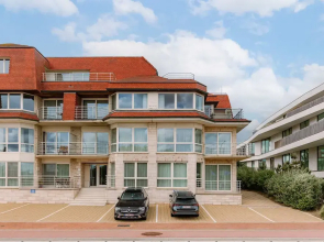 Huswell - Family Apartment With Balcony Near Coast