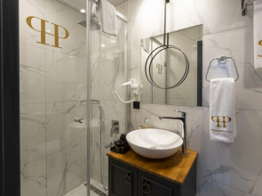 Ferman Port Hotel - Special Class