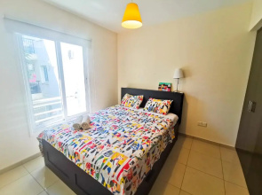 Promenade Breeze City Apartment