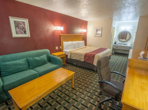 Red Roof Inn Crossville