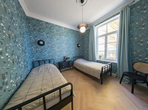 Lovely 2-bedroom apartment with free parking