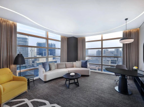 Отель Double Tree by Hilton Dubai Business Bay