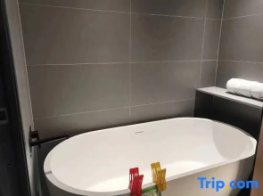 The Origin Hotel  (Yueqing Times Square)