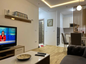 Apartment 79