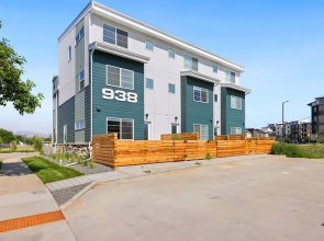 938 Jerome St Unit 2