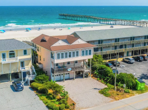 Sunshiny Daze by Topsail Realty