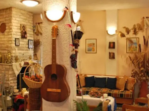 Tsoutsas Guesthouse