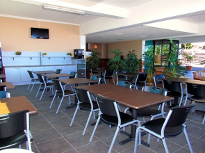 Tahiti Airport Motel