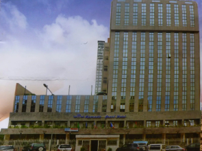 Ramada Pearl Hotel