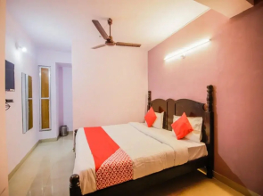 Oyo 23610 Hotel Karani Darshan