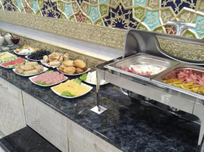 Отель Asian Plaza