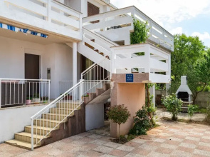 Apartments Valy 4 Center Novalja