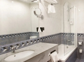 Hotel Garbi Millenni