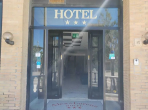 Alex & Lorenz Hotel