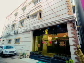 The ECR Grand Residency by OYO Rooms