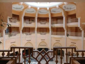 Palmyra Golden Beach Families and Couples