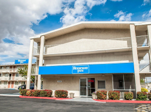 Extend-A-Suites Albuquerque West (ex. Rodeway Inn)