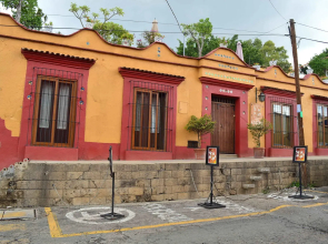 Hotel Azucena
