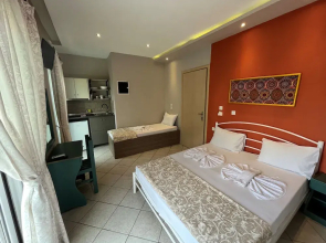Room in Studio - Beautiful Room for 3 People in Limenaria, Only Five Minutes Away From Center