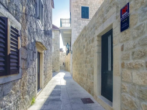Nice Home in Omis With 2 Bedrooms and Wifi