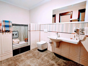 Otanti̇k Club Hotel & Spa