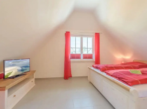 Adlerhorst Modern Retreat