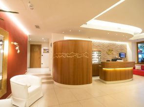 Hotel America