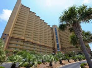 Pelican Beach Resort 1717