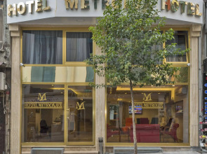 Metrolux Hotel