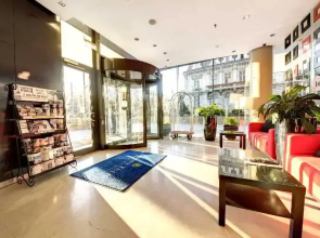 Golden Tulip Victoria Bucharest Hotel