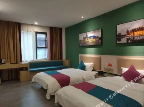 e Hominn Boutique Hotel