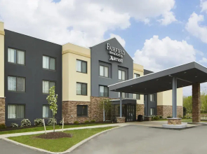 Fairfield Inn Rochester East