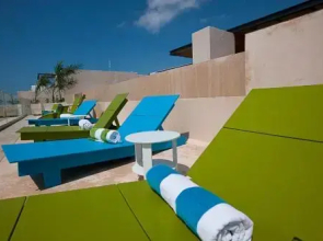 Cozy Well Located 2BR by Happy Address