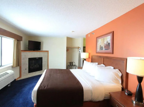 AmericInn by Wyndham Cedar Rapids Airport