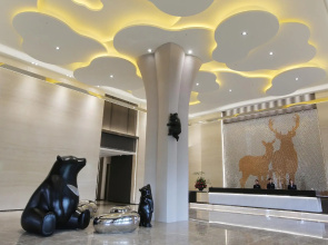 Hsin Hotel