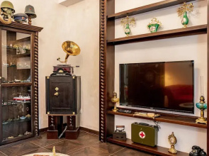 Ussr City Center Luxurious Apartment , Lives the Life of Soviet Generals