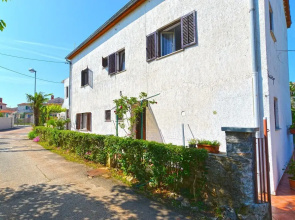Apartment 358