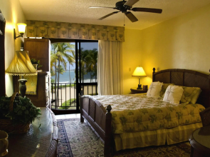 Relaxing Oceanfront and Pool View Villa in Palmas del Mar (CB228)