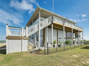 Sunset Views & Large Deck: Home in Crystal Beach!