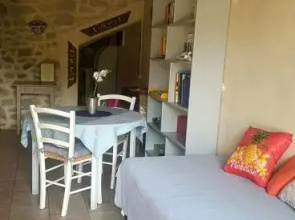 Gite face à la rivière -proche du pont du Gard-