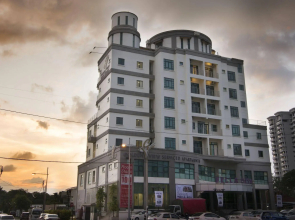 Golden View Serviced Apartment