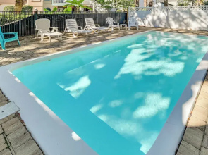 Walk to Ocean: Surfside Beach Gem w/ Private Pool